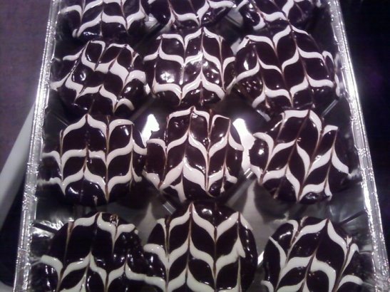 Chocolate Cup Cakes with Cream Filling